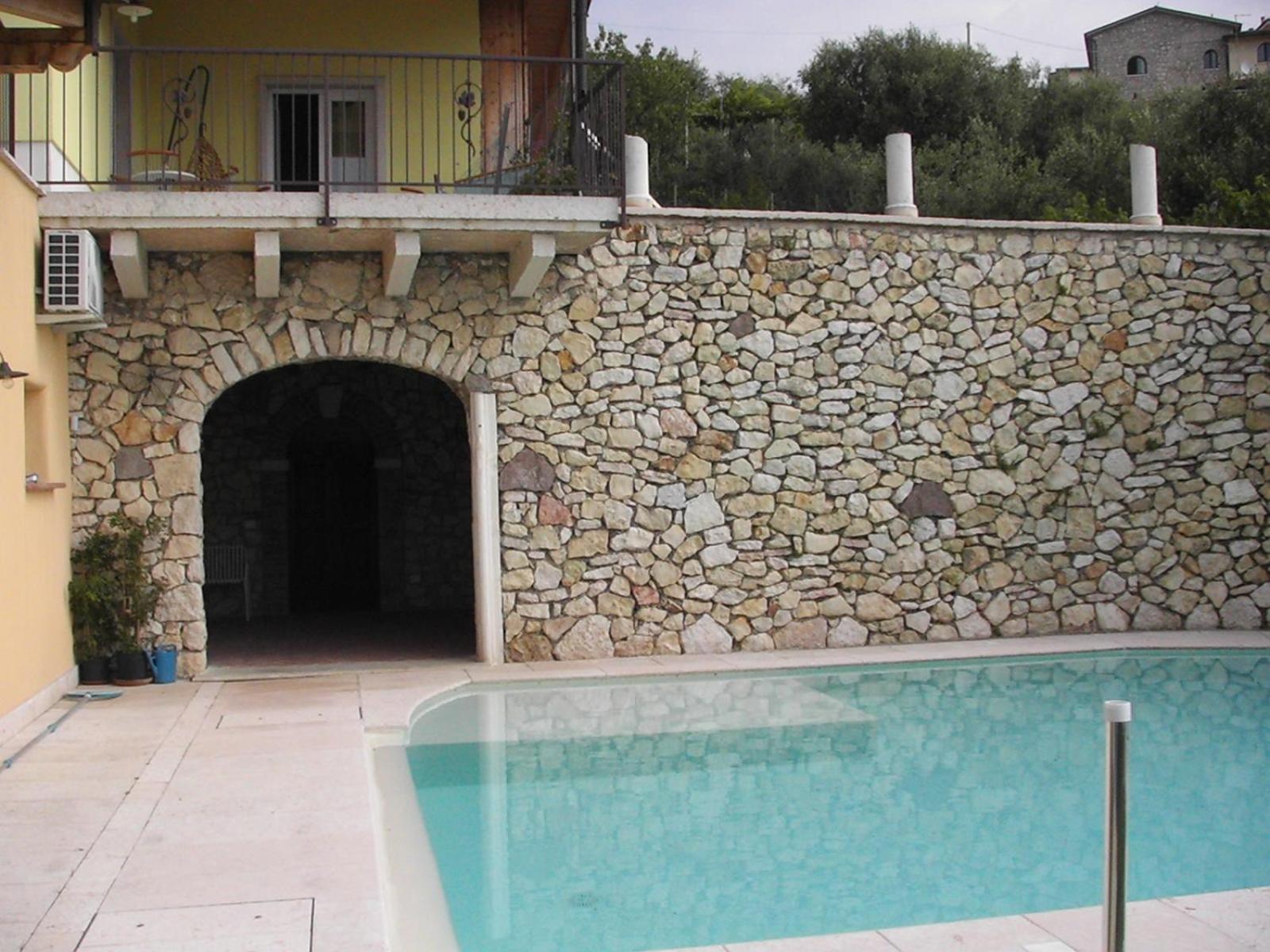 B&B Al Cristo Sant'Ambrogio di Valpolicella Luaran gambar